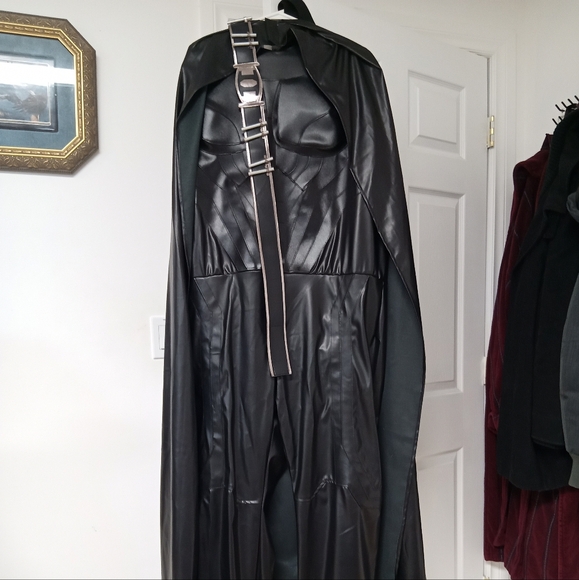 Batman batsuit - Picture 2 of 2